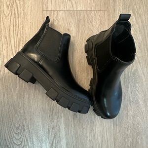 Chelsea Ankle Boot with Lug Sole